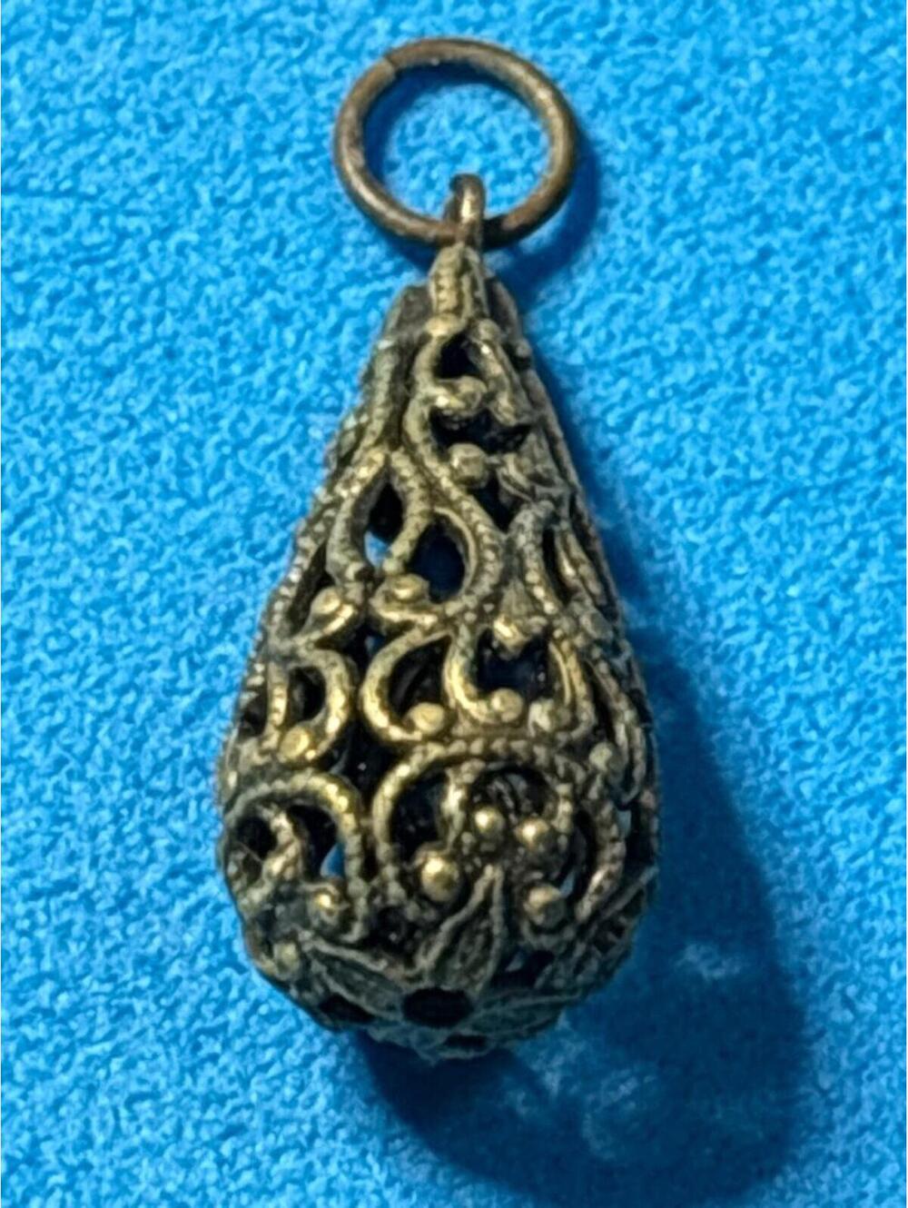 Antique-Style Filigree Teardrop Pendant in Gold Tone